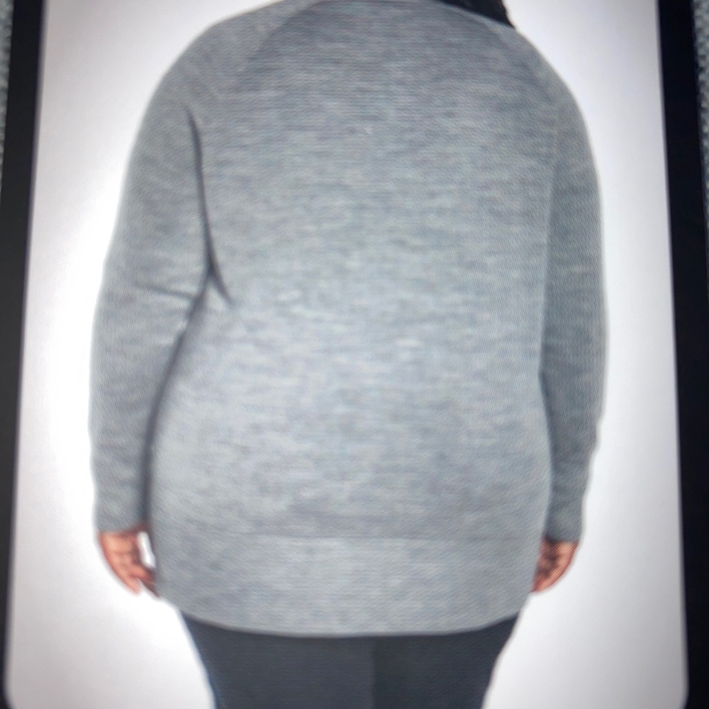 Banana Republic Gray Italian Fine Merino Wool Button up Cardigan Size 2XL New - Picture 2 of 11